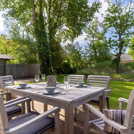 Reetkate & Strohhuette Reetdachhaus Reetkate Böhl