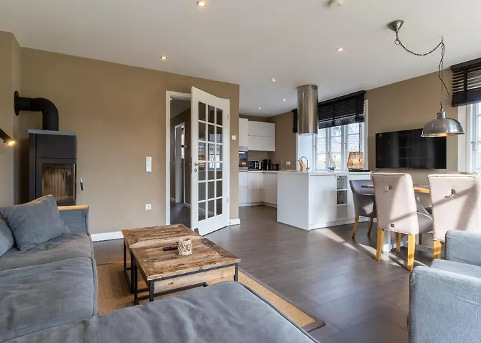 Reetkate & Strohhuette Reetdachhaus Reetkate *