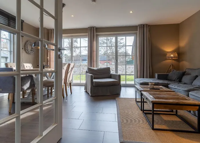 Reetkate & Strohhuette Reetdachhaus Reetkate *