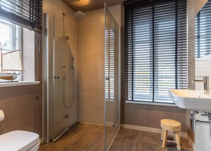 Reetkate & Strohhuette Reetdachhaus Reetkate * Böhl