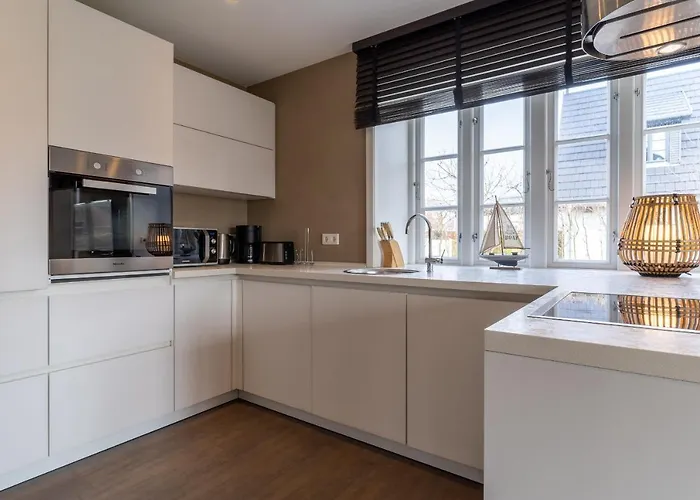 Reetkate & Strohhuette Reetdachhaus Reetkate