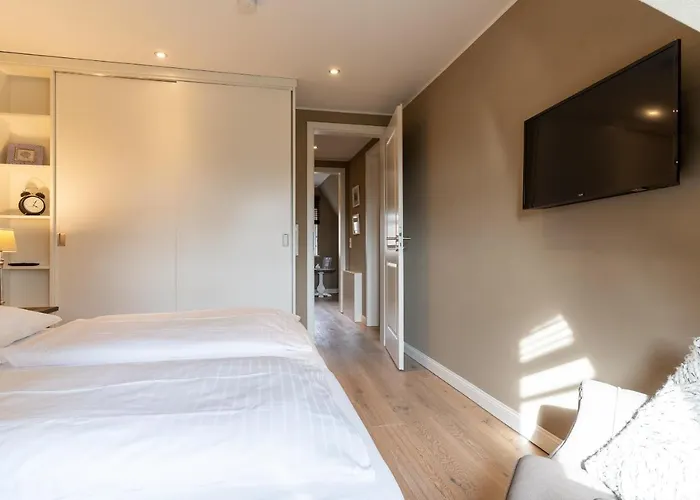 Reetkate & Strohhuette Reetdachhaus Reetkate