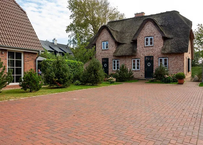 Reetkate & Strohhuette Reetdachhaus Reetkate